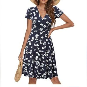 MsBasic Women's Short Sleeve Cross Wrap Floral
Sundress Size XL